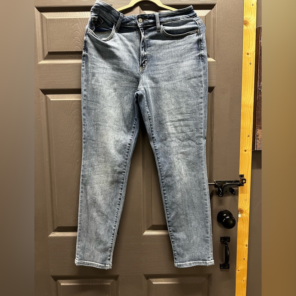 Judy Blue Size 11/30 boyfriend fit jeans